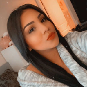 Meet your Posher, Leticia